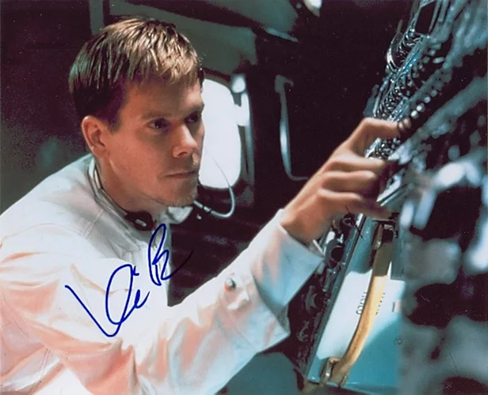 Kevin Bacon autograph