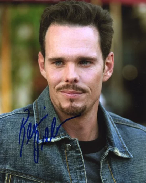 Kevin Dillon autograph
