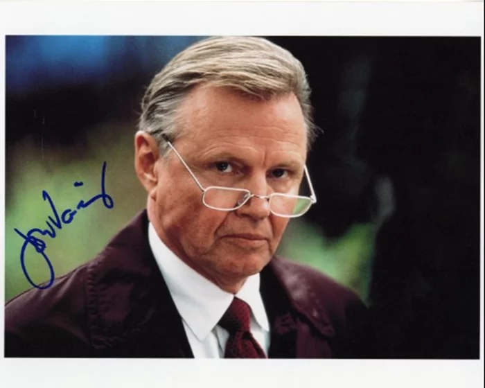 Jon Voight autograph