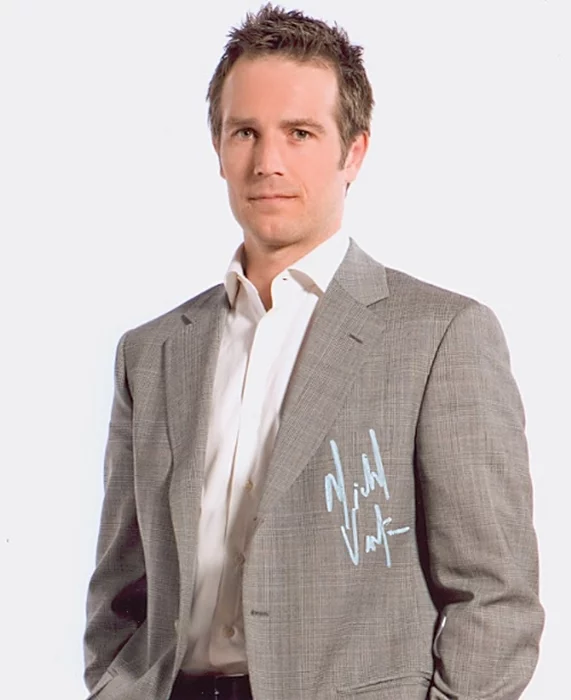 Michael Vartan autograph