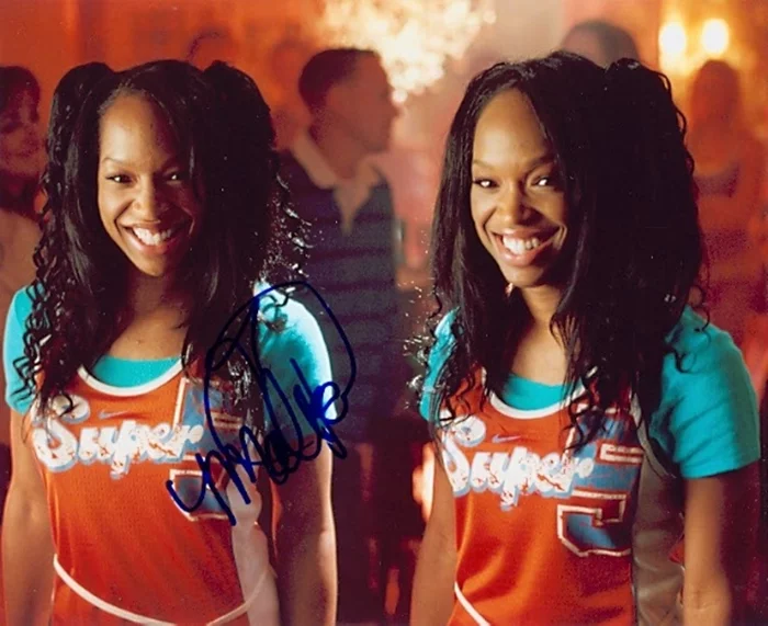 Malika autograph
