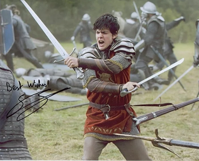 Skandar Keynes autograph