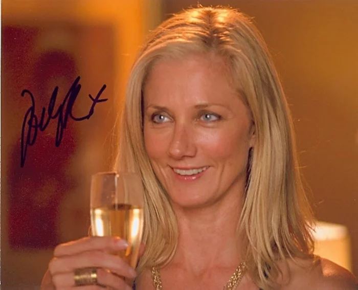 Joely Richardson autograph