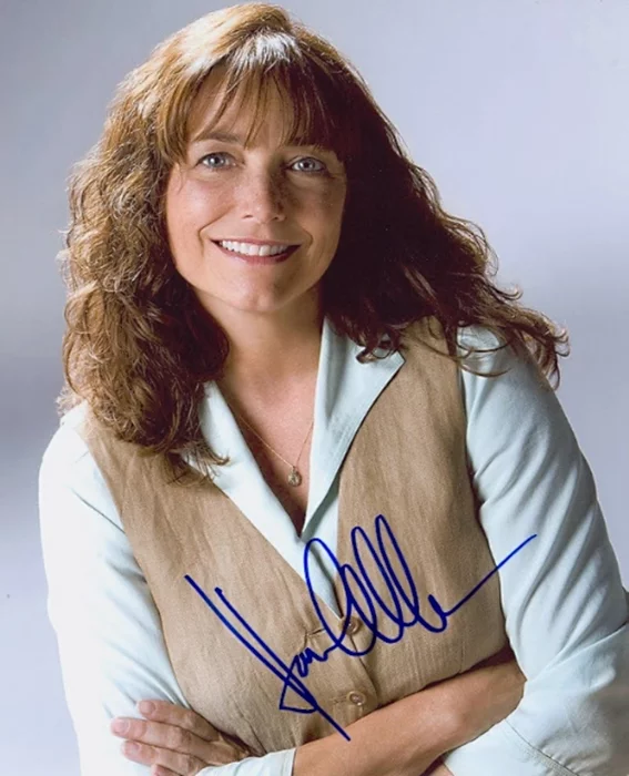 Karen Allen autograph
