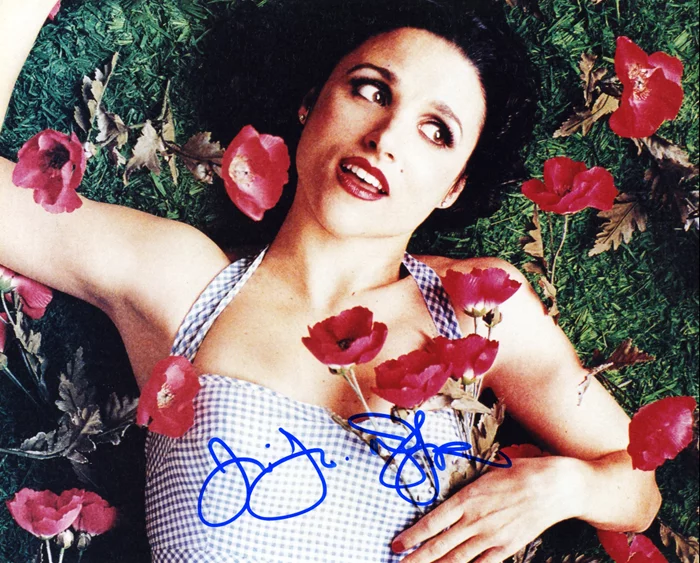 Julia Louis Dreyfus autograph