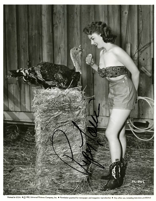 Piper Laurie autograph