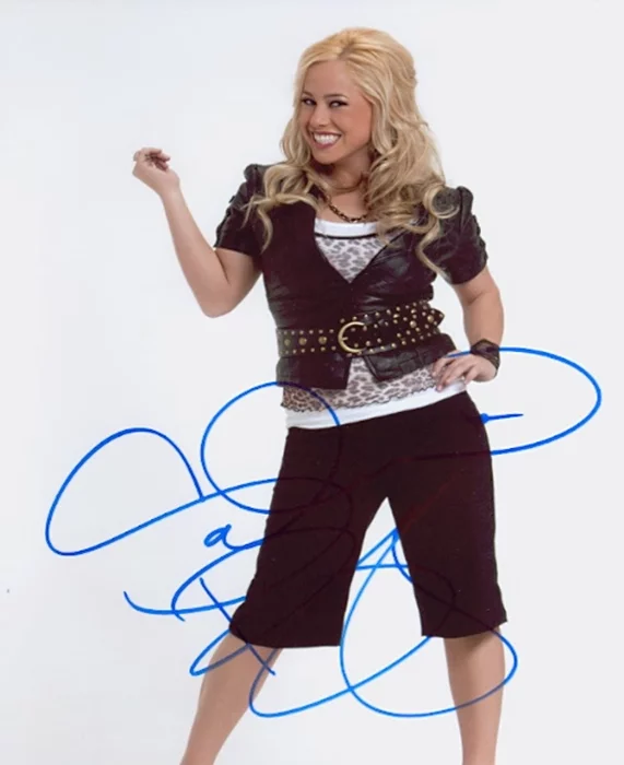 Sabrina Bryan autograph