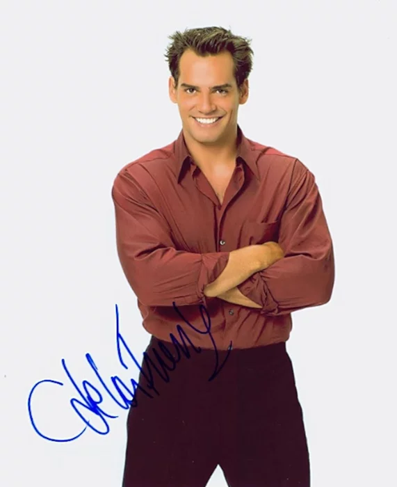 Cristian De La Fuente autograph