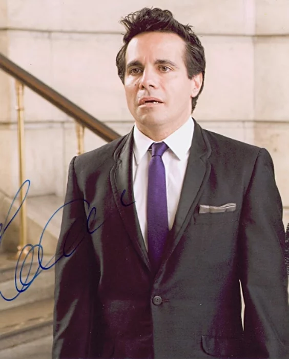 Mario Cantone autograph