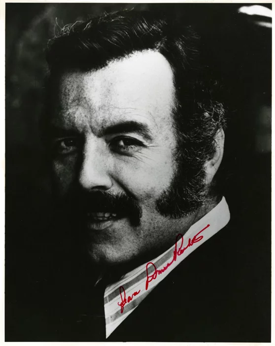 Pernell Roberts autograph