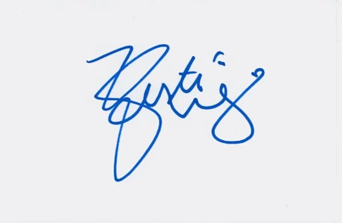 Kristi Yamaguchi autograph