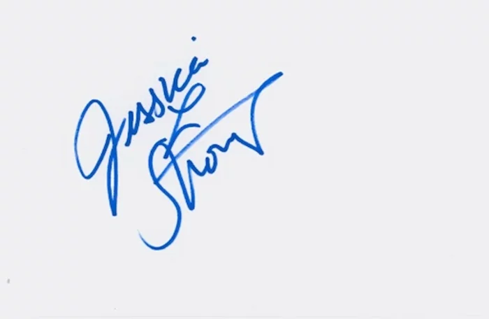 Jessica Stroup autograph