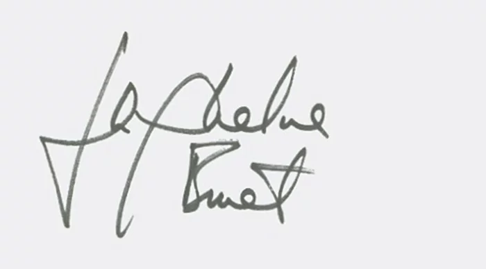 Jacqueline Bisset autograph