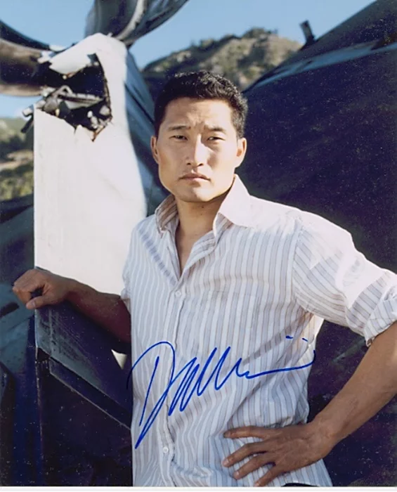 Daniel Dae Kim autograph
