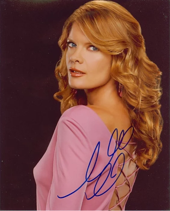 Michelle Stafford autograph