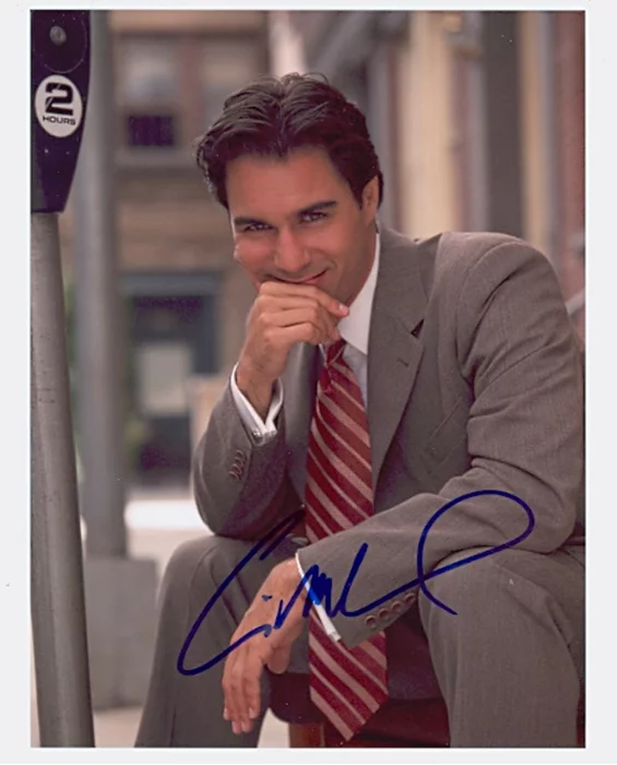 Eric McCormack autograph