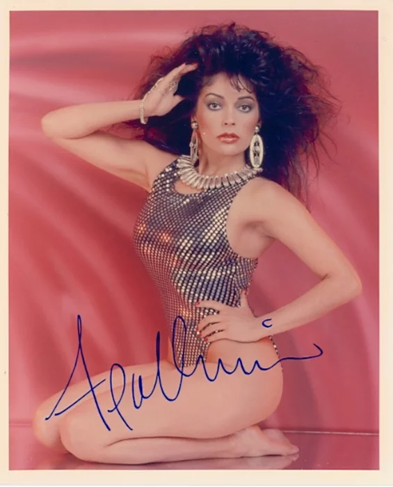 Apollonia autograph
