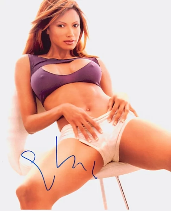 Traci Bingham autograph