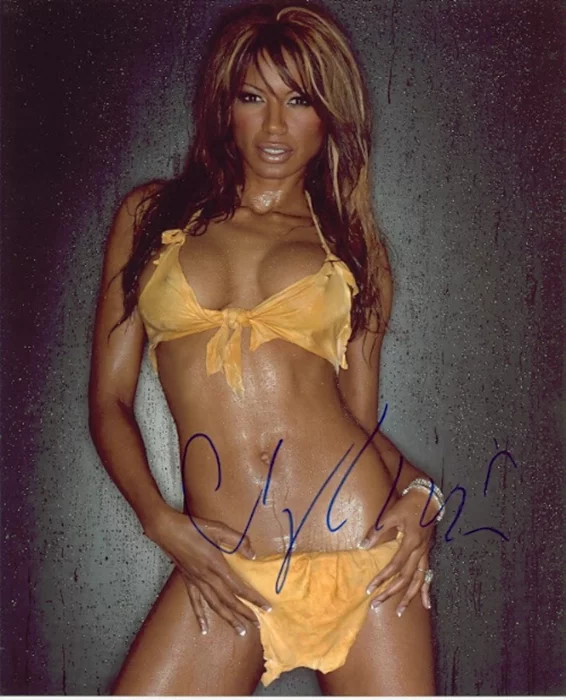 Traci Bingham autograph