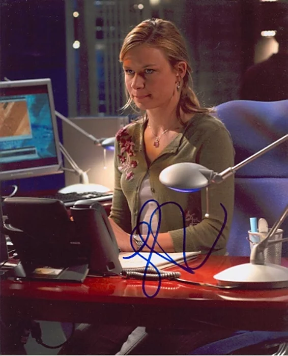 Mary Lynn Rajskub autograph