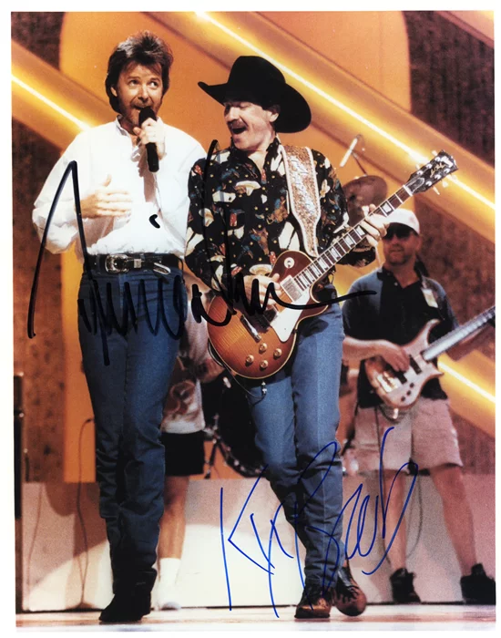 Brooks and Dunn autograph