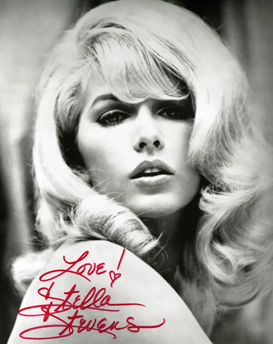 Stella Stevens autograph