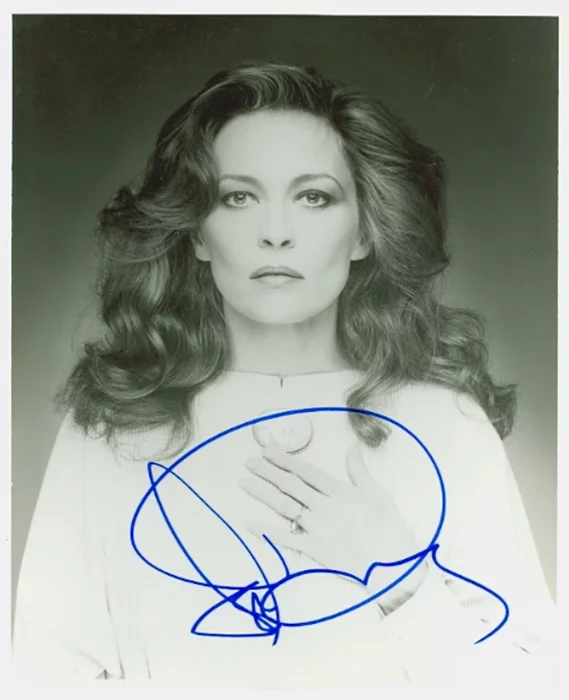 Faye Dunaway autograph