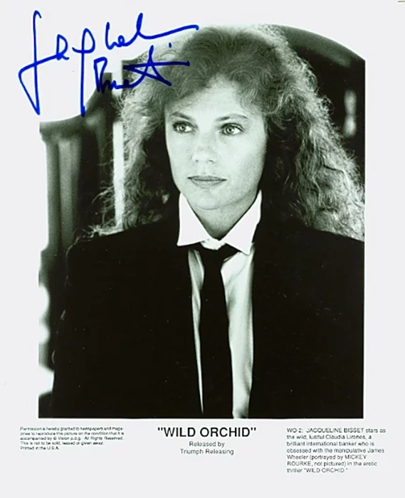 Jacqueline Bisset autograph
