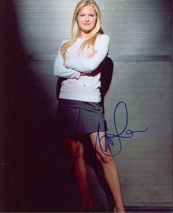 Maggie Lawson autograph