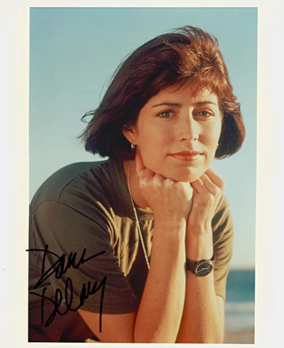Dana Delany autograph