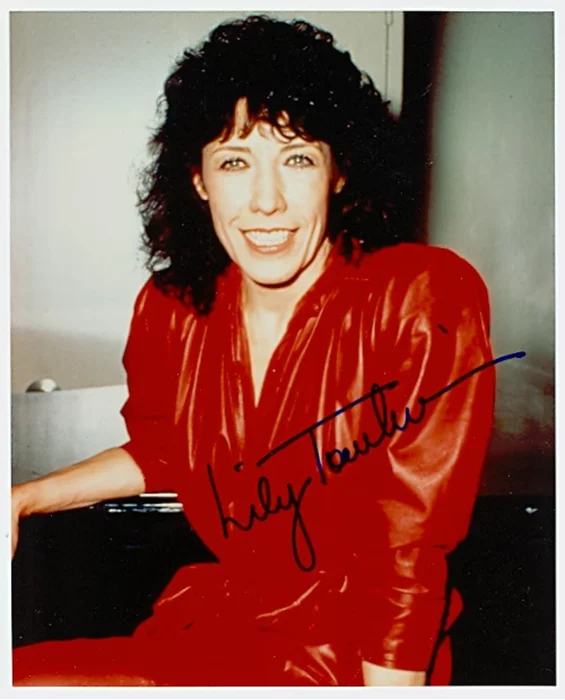 Lily Tomlin autograph