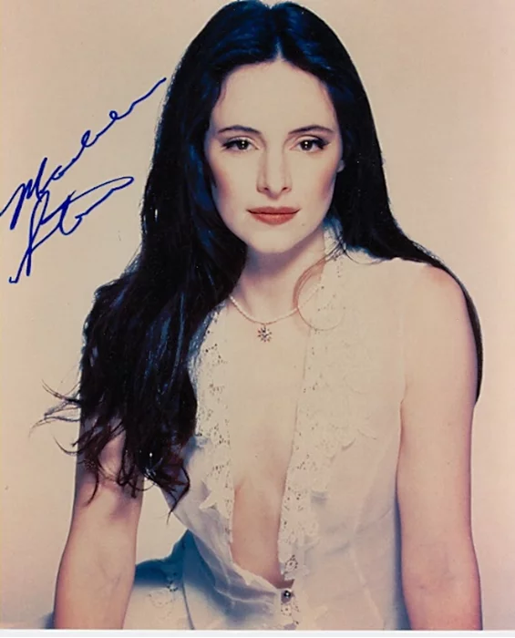 Madeline Stowe autograph