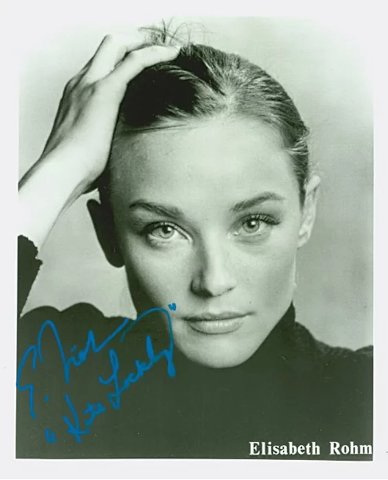 Elisabeth Rohm autograph