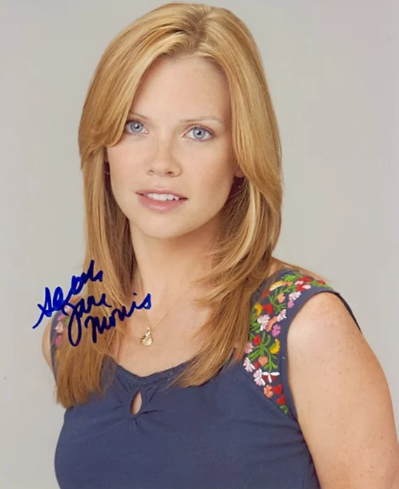 Sarah Jane Morris autograph