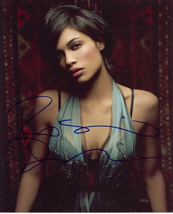 Rosario Dawson autograph