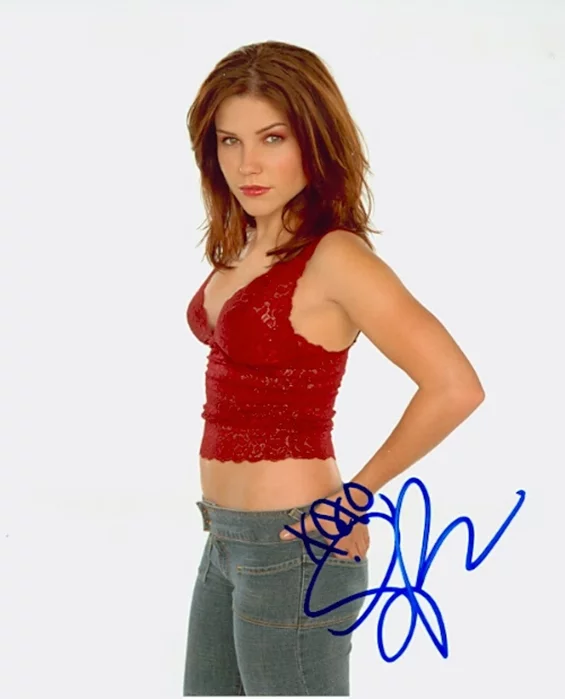 Sophia Bush autograph