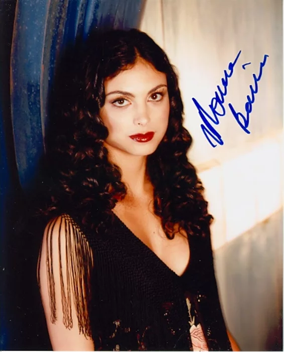 Morena Baccarin autograph