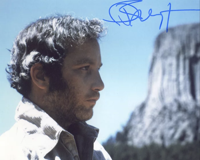 Richard Dreyfuss autograph