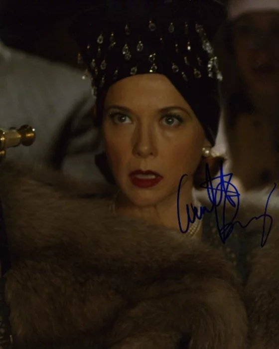 Annette Bening autograph