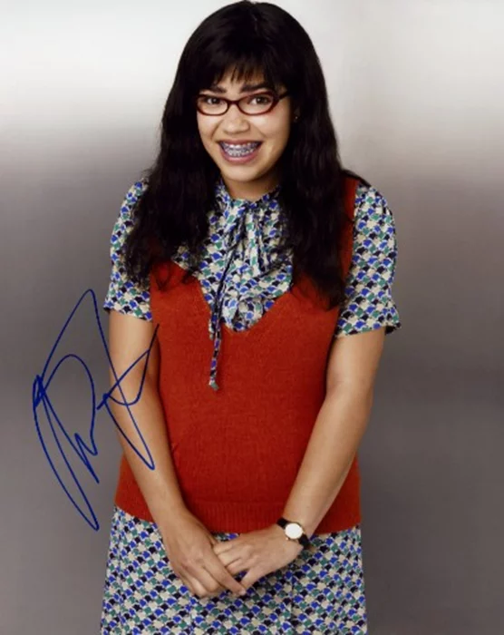 America Ferrera autograph