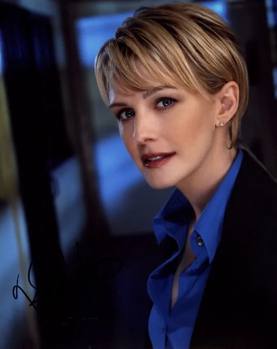 Kathryn Morris autograph