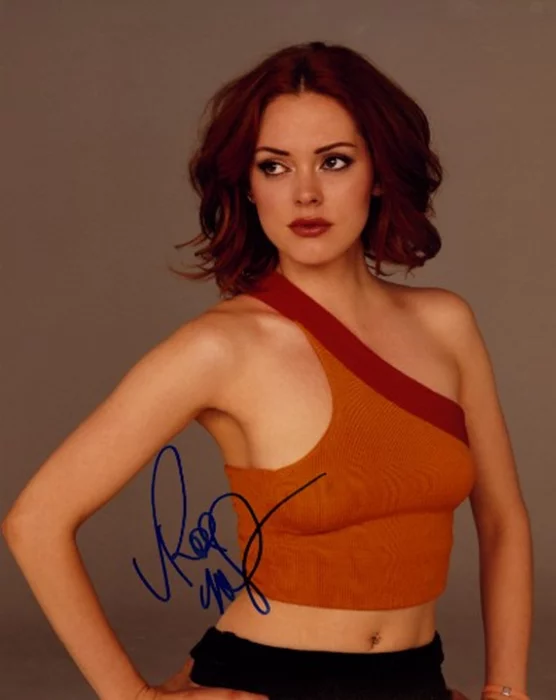 Rose McGowan autograph