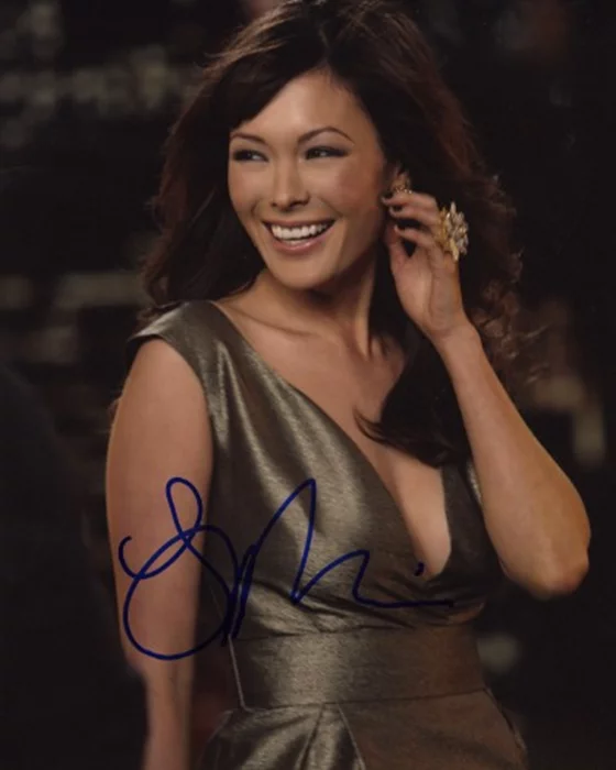 Lindsay Price autograph