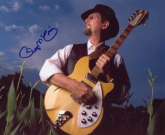 Roger McGuinn autograph