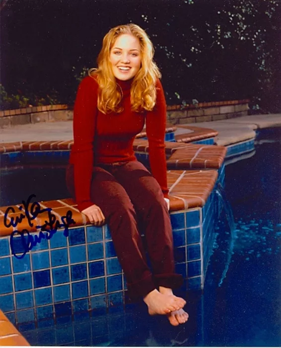 Erika Christensen autograph