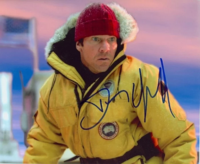 Dennis Quaid autograph