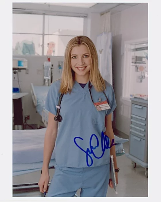 Sarah Chalke autograph