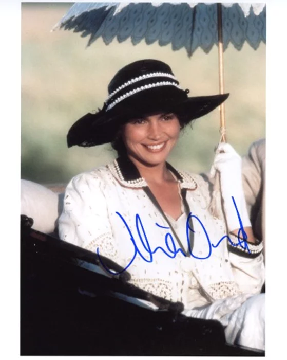 Julia Ormond autograph