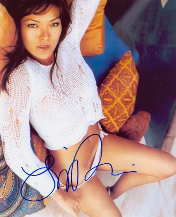 Lindsay Price autograph