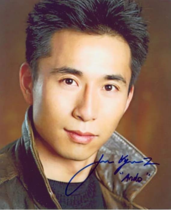 James Kyson Lee autograph